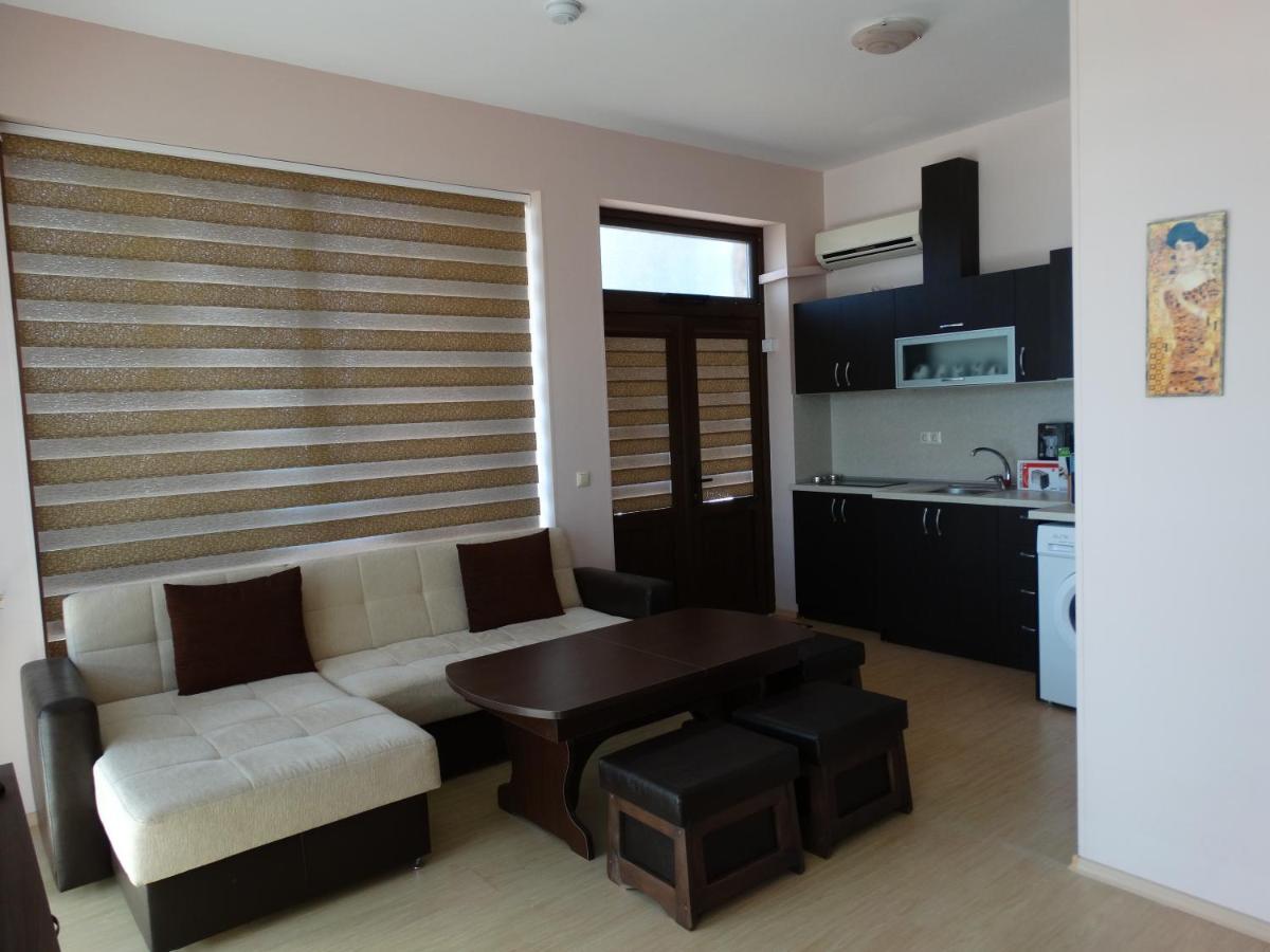 Chateau Del Marina Apart Complex Νεσέμπαρ Εξωτερικό φωτογραφία