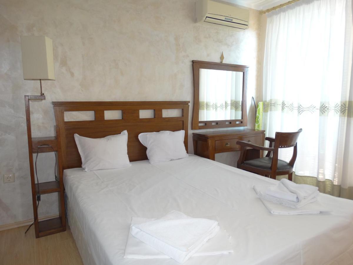 Chateau Del Marina Apart Complex Νεσέμπαρ Εξωτερικό φωτογραφία