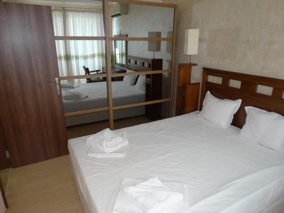 Chateau Del Marina Apart Complex Νεσέμπαρ Εξωτερικό φωτογραφία