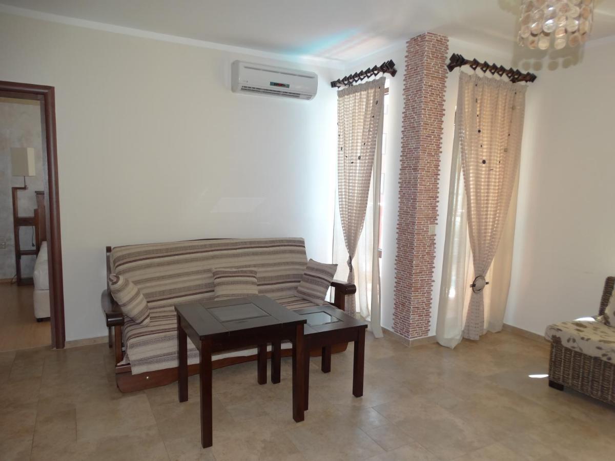 Chateau Del Marina Apart Complex Νεσέμπαρ Εξωτερικό φωτογραφία