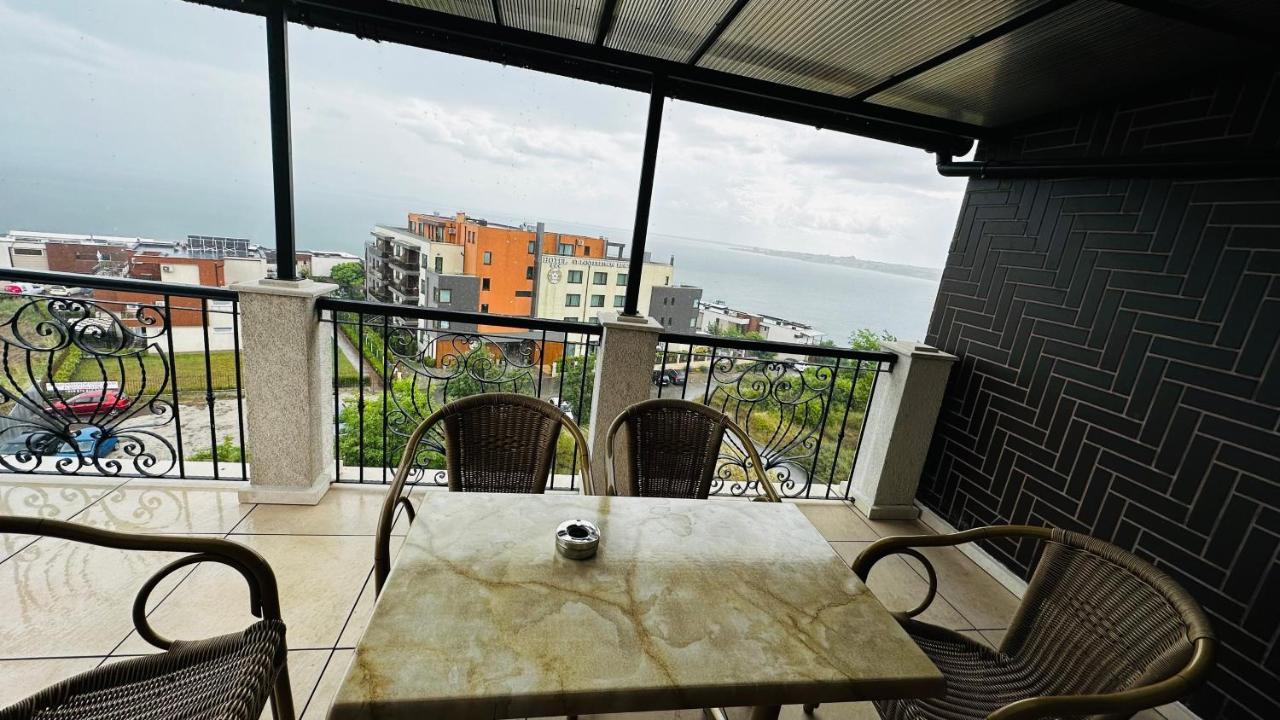 Chateau Del Marina Apart Complex Νεσέμπαρ Εξωτερικό φωτογραφία