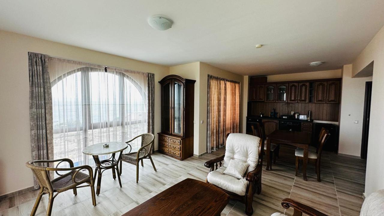 Chateau Del Marina Apart Complex Νεσέμπαρ Εξωτερικό φωτογραφία