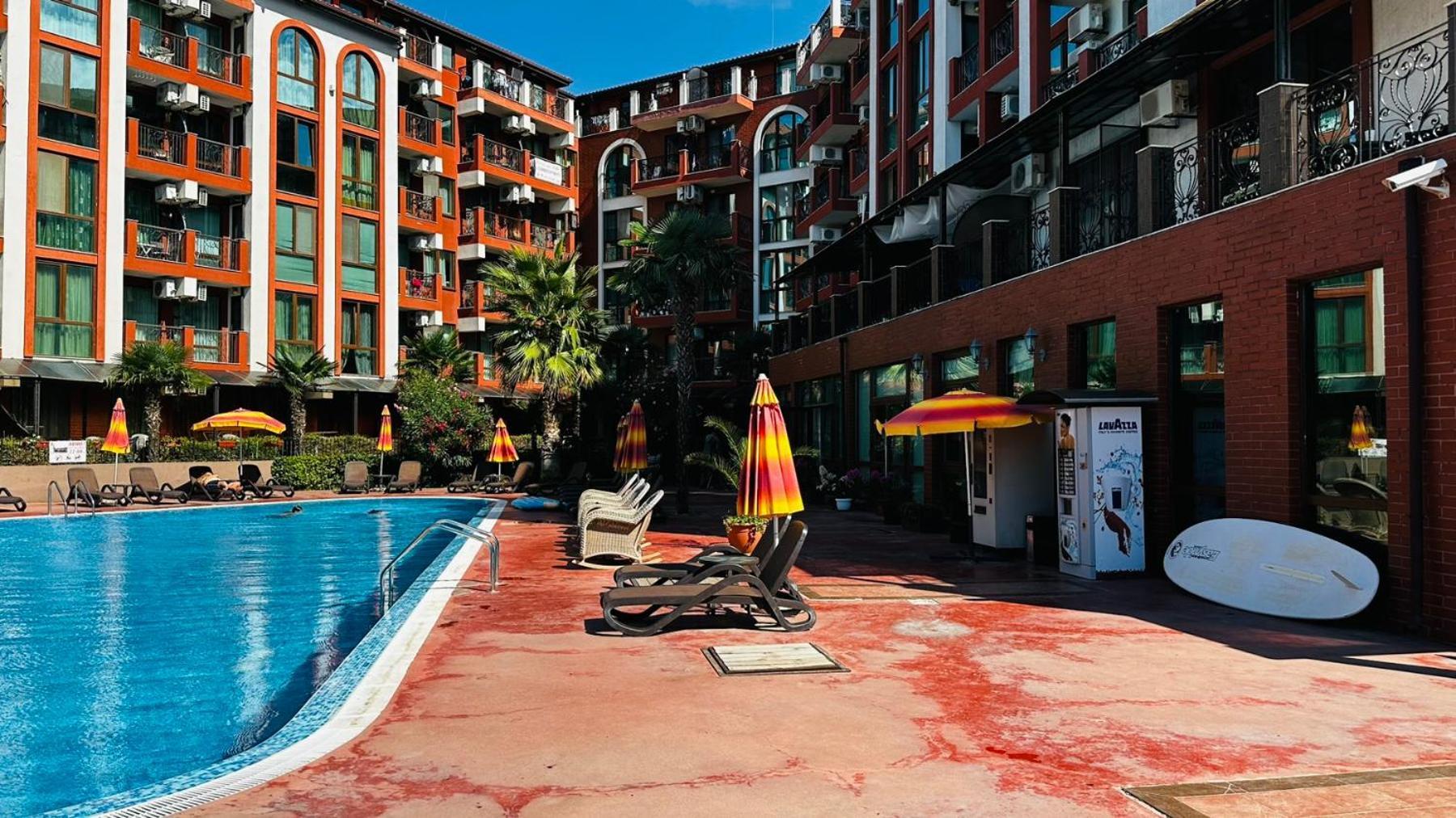 Chateau Del Marina Apart Complex Νεσέμπαρ Εξωτερικό φωτογραφία