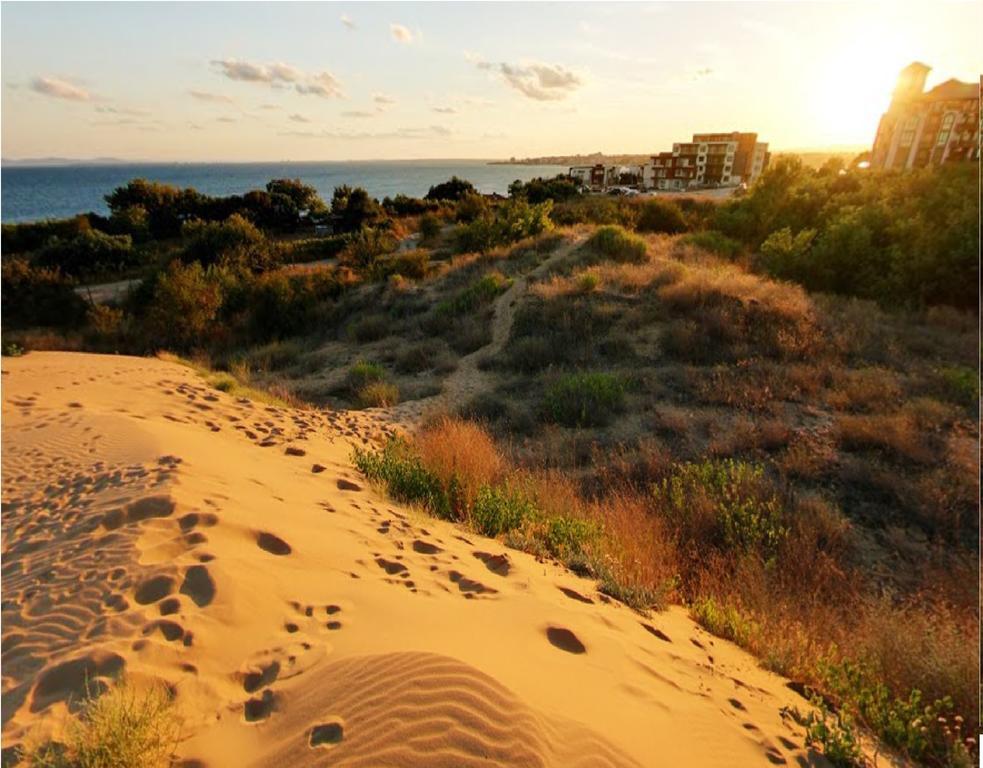 Chateau Del Marina Apart Complex Νεσέμπαρ Εξωτερικό φωτογραφία