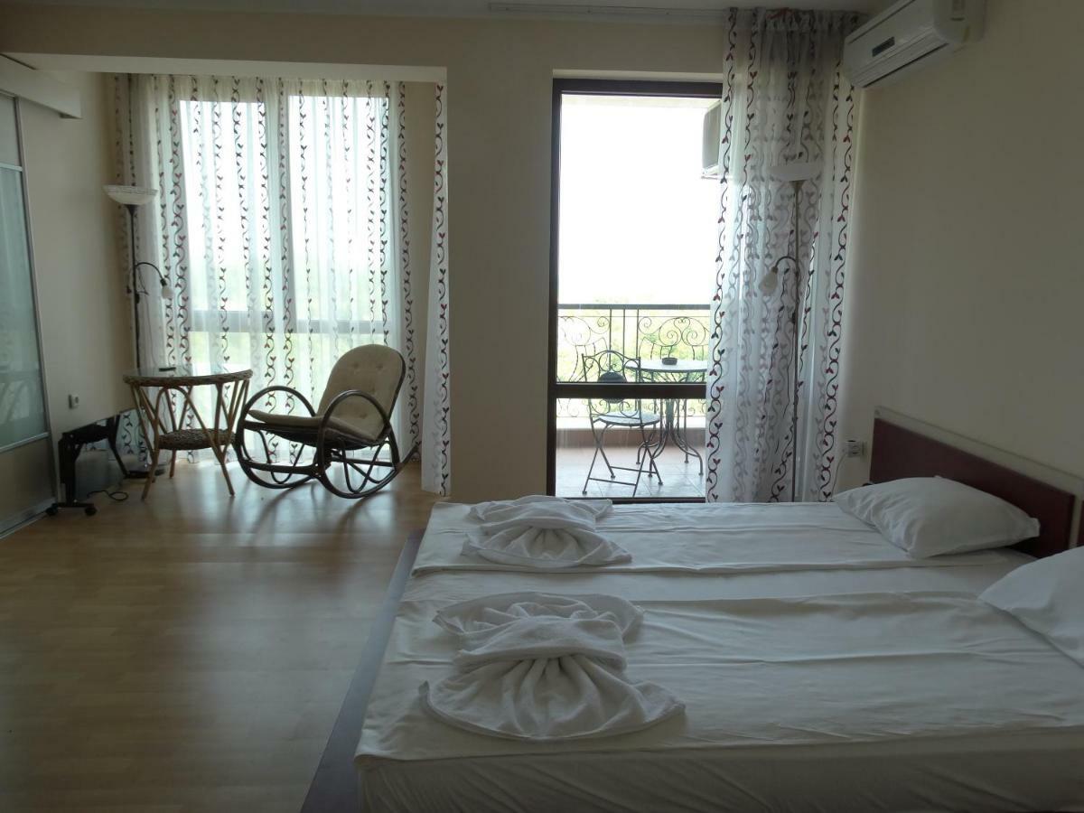 Chateau Del Marina Apart Complex Νεσέμπαρ Εξωτερικό φωτογραφία
