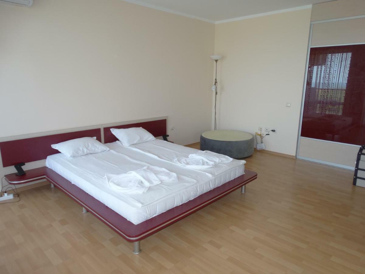 Chateau Del Marina Apart Complex Νεσέμπαρ Εξωτερικό φωτογραφία