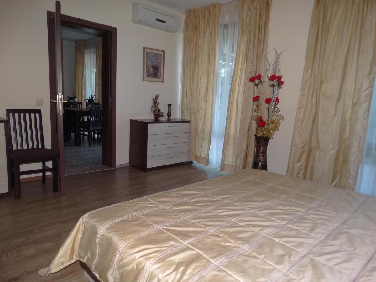 Chateau Del Marina Apart Complex Νεσέμπαρ Εξωτερικό φωτογραφία